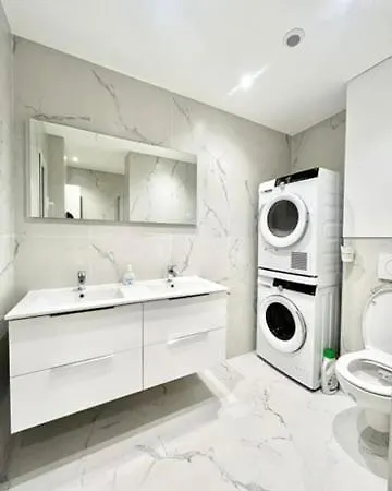 3 Star Near Mc Train Station 3rd Floor Appartement Beausoleil