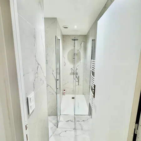 Appartement 3 Star Near Mc Train Station 3rd Floor *